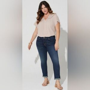 Torrid Boyfriend Straight Vintage Stretch Mid-Rise blue  Jeans size 18